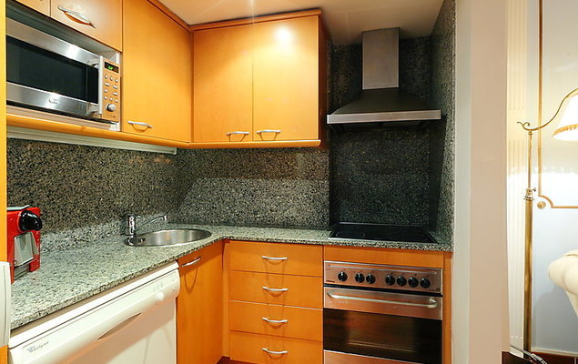 Plaza de Catalunya - Pso. de Gracia - Photo 8