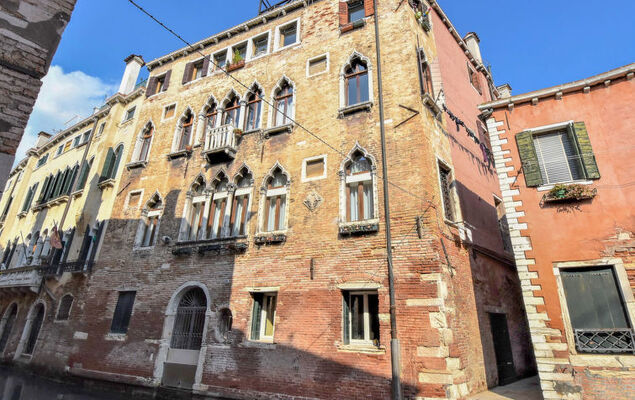 Sotoportego Venier - Photo 1