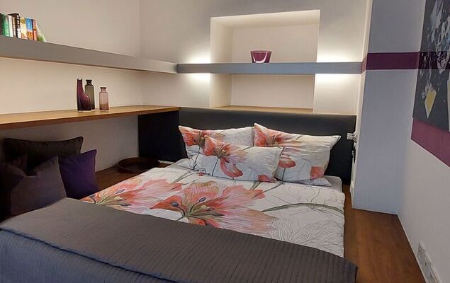 Inner City - Photo 30